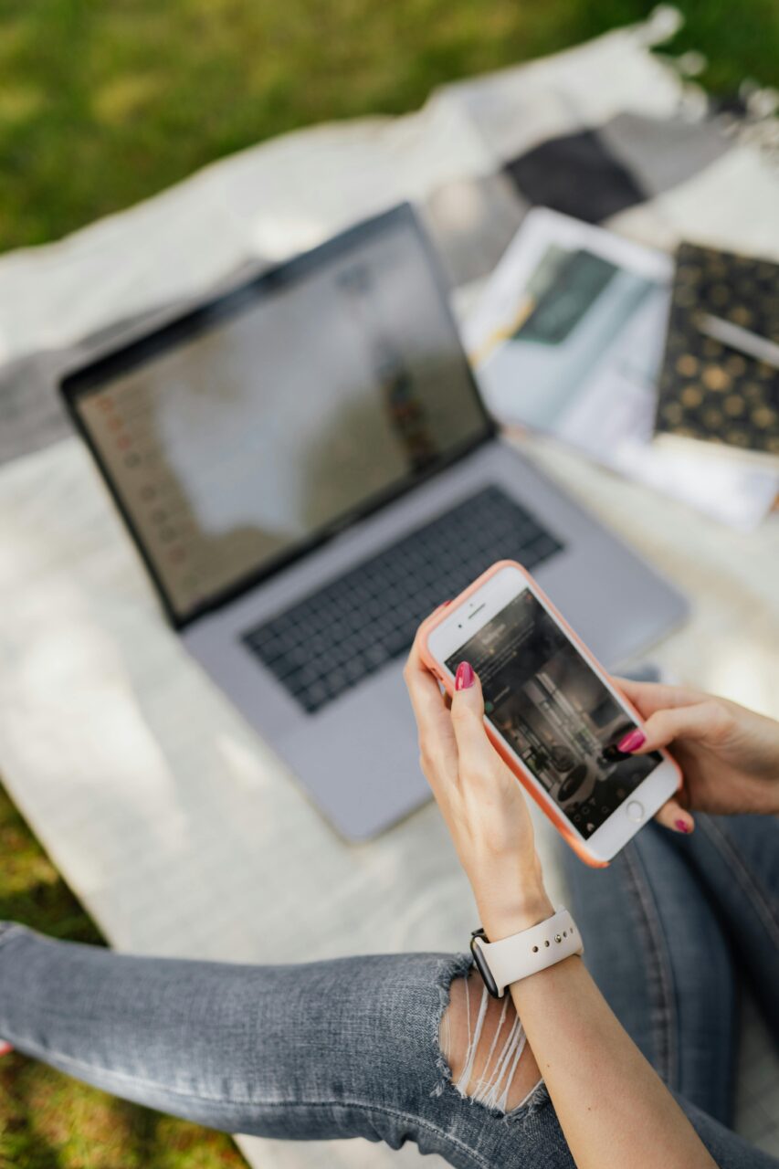 Mobile Hotspots for Business Internet