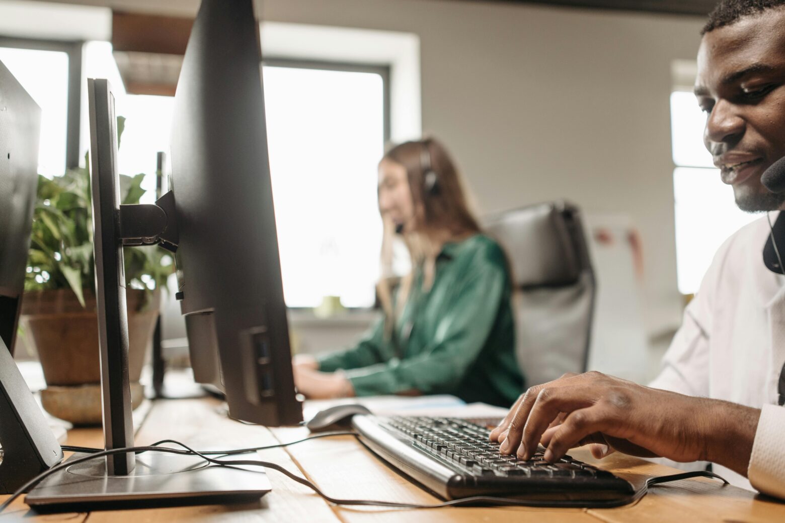 Multi-Location Phone System for Business | Multidata